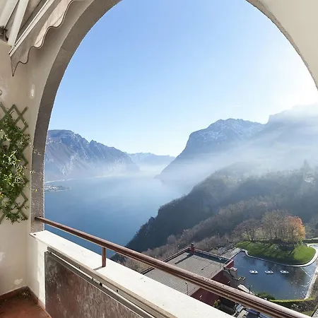 Apartment Belvedere Sul Lago Uno Valbrona